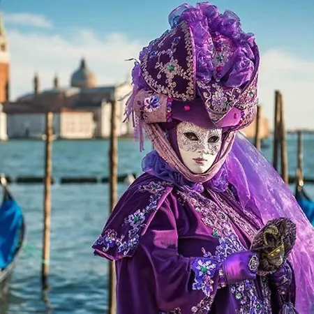 Nirvana's 1 Near Venice 아파트 노알레