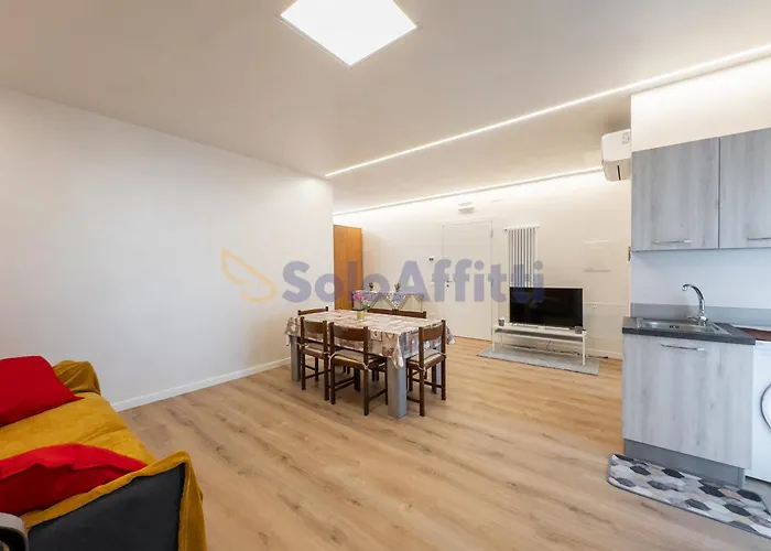 Nirvana's 1 Near Venice アパート ノアーレ